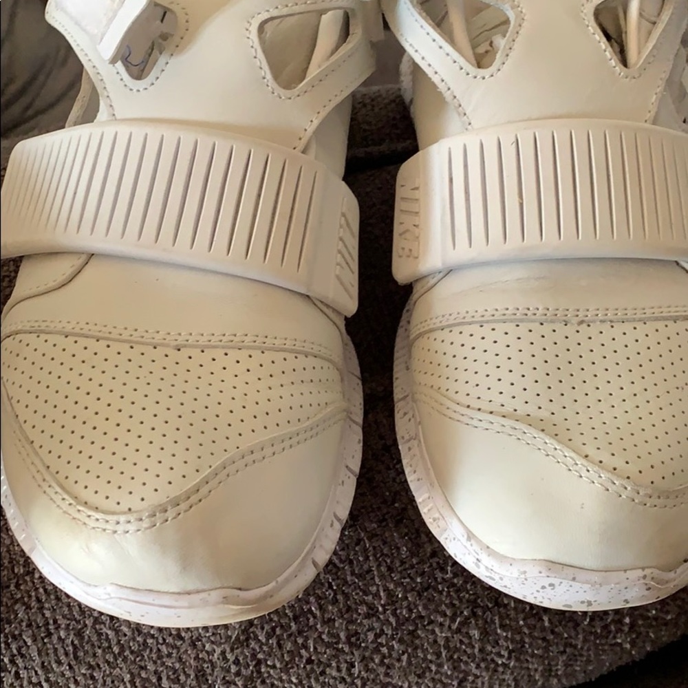 Free huarache Nike carnivore SP